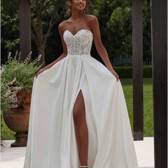 Dress - Picture 6 of 8